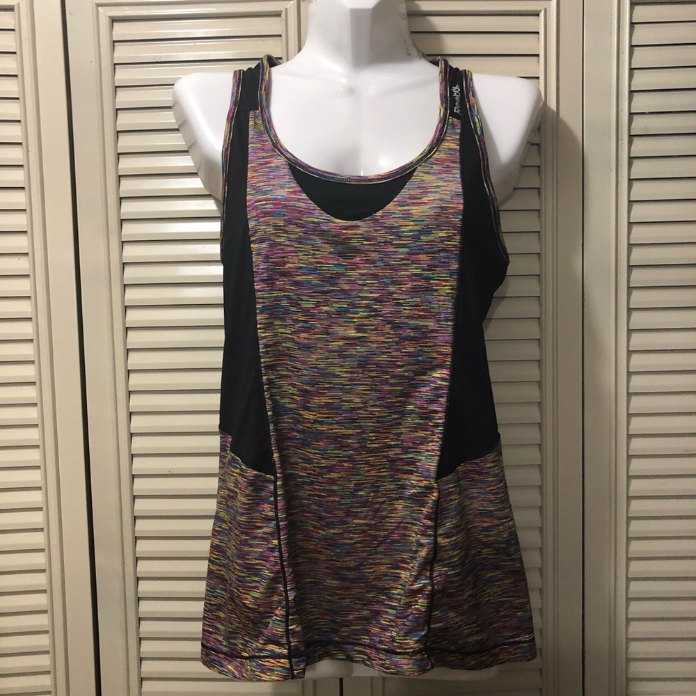 Reebok workout top - size M